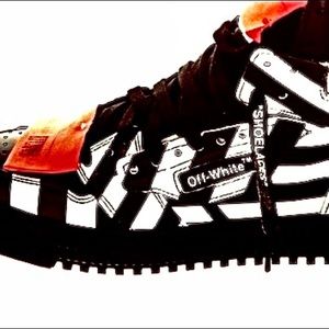 BNWT , Off -White c/o Virgil Abloh